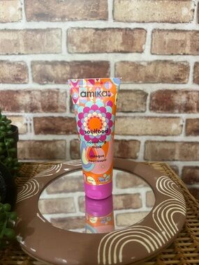 amika Soulfood Nourishing Mask - Pink, Orange & Blue Patterned Tube
